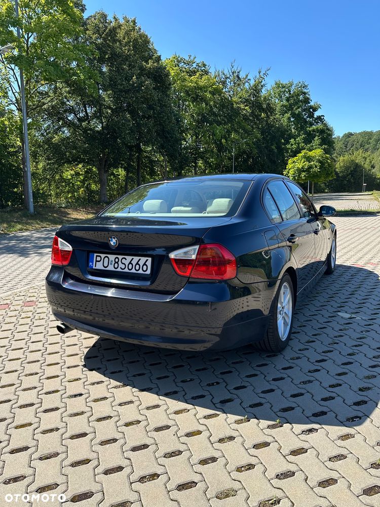 BMW Seria 3 318i Edition Lifestyle - 6