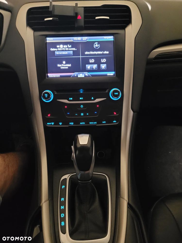 Ford Fusion - 34