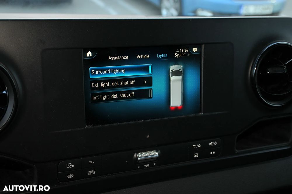 Mercedes-Benz Sprinter - 24