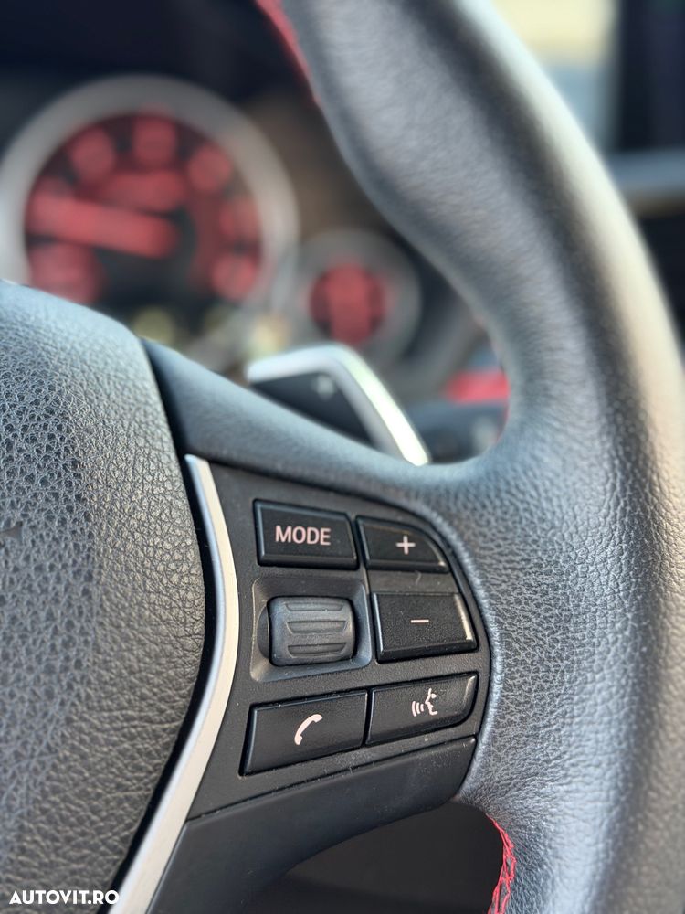 BMW Seria 3 320d Aut. Sport Line - 28