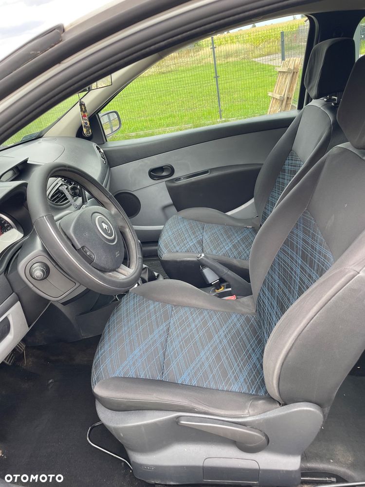 Renault Clio 1.5 dCi Extreme - 6