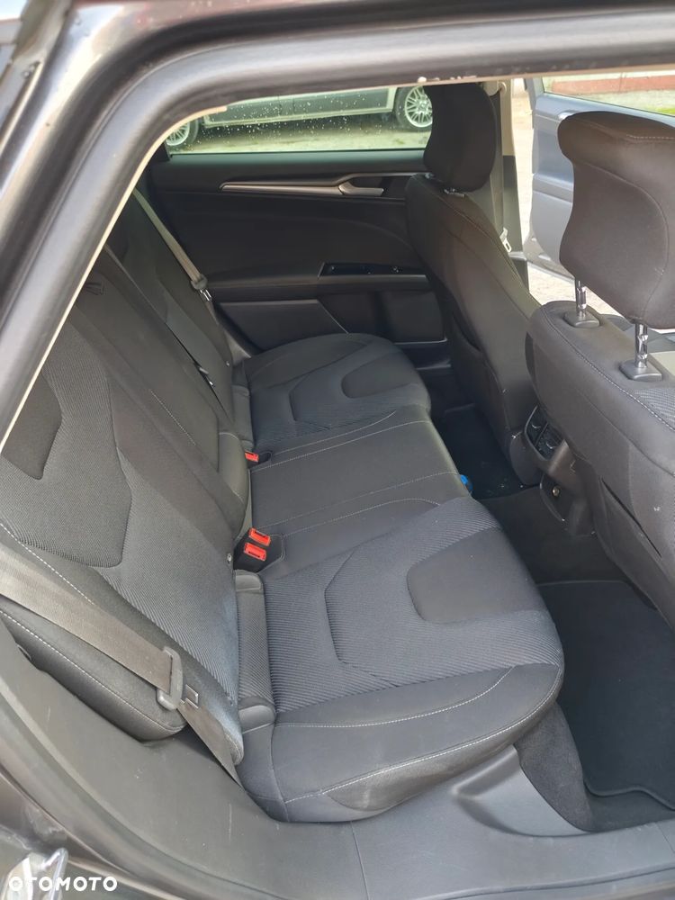 Ford Mondeo 2.0 TDCi Titanium PowerShift - 23