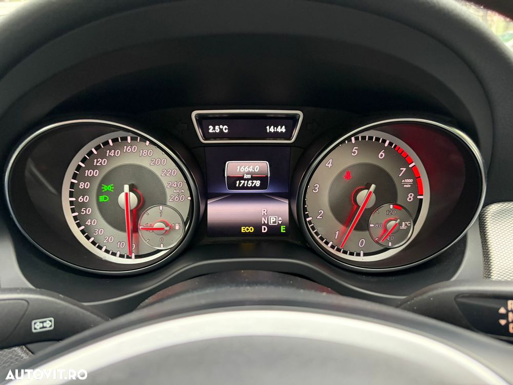Mercedes-Benz CLA 250 7G-DCT - 5