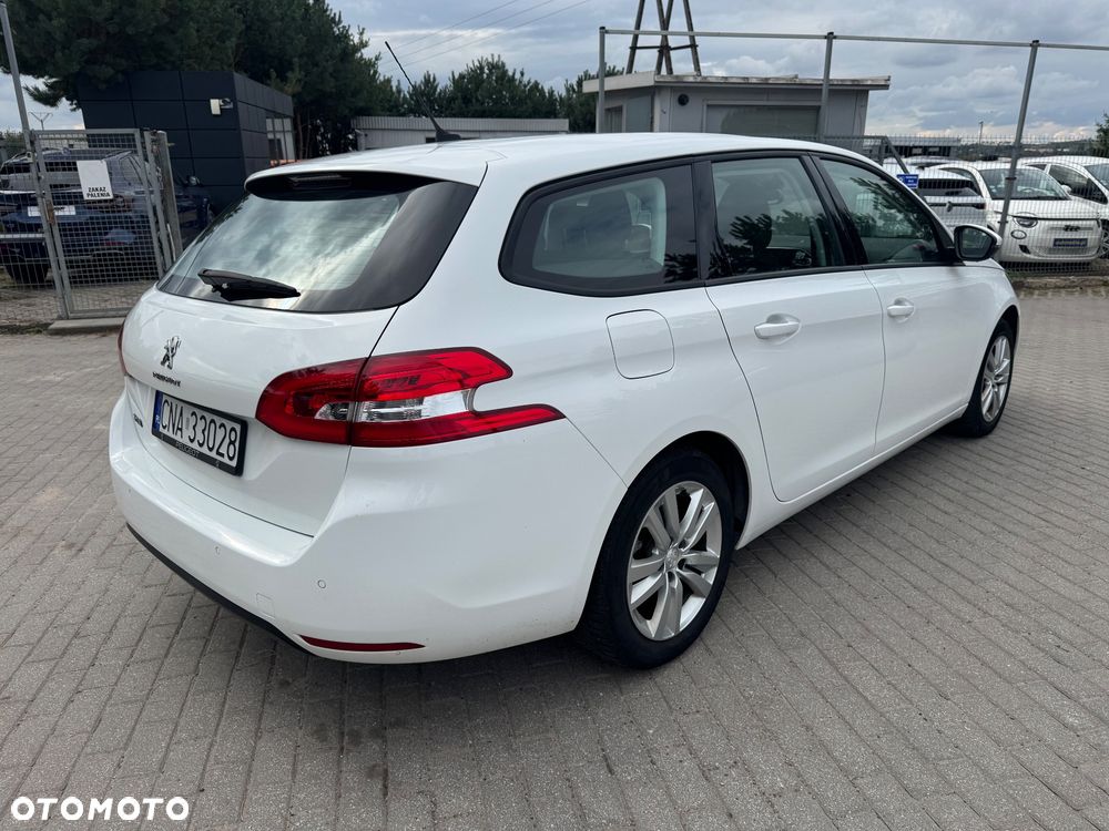Peugeot 308 - 4
