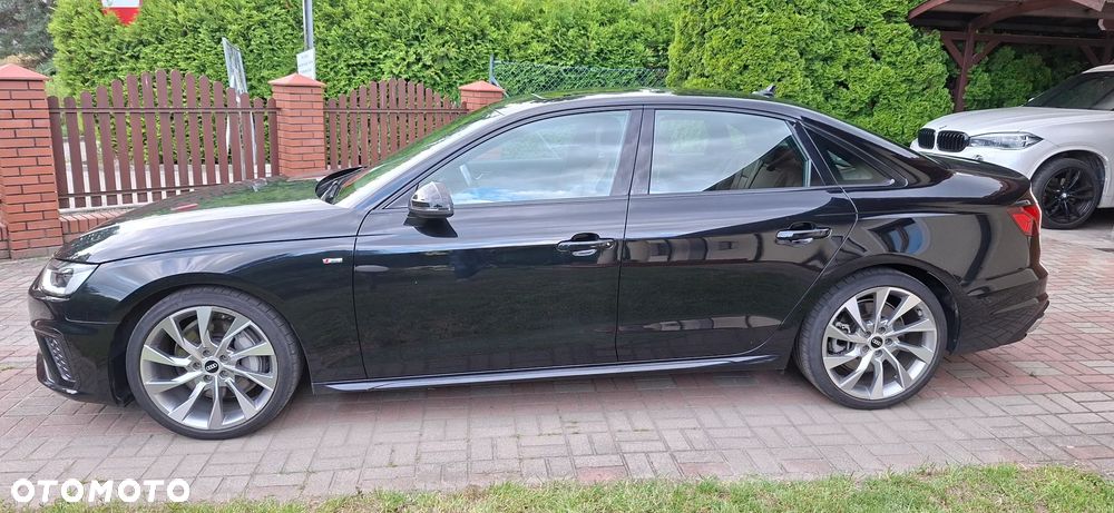 Audi A4 Limousine 45 TFSI quattro S tronic S line - 4