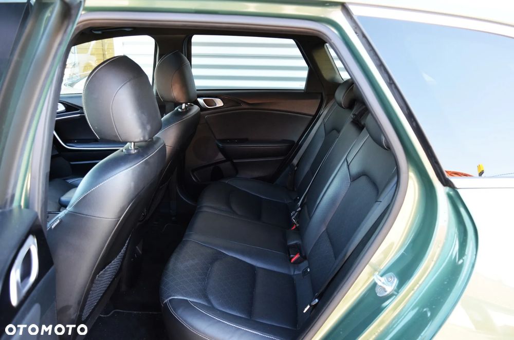 Kia Ceed 1.5 T-GDI DCT7 OPF GT Line - 31