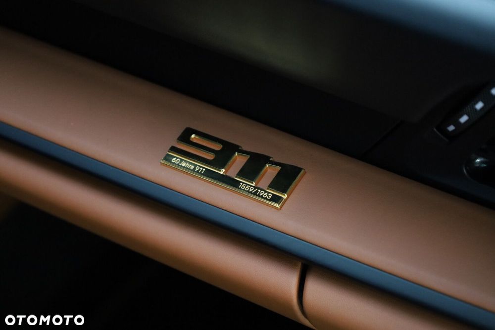 Porsche 911 S/T - 15
