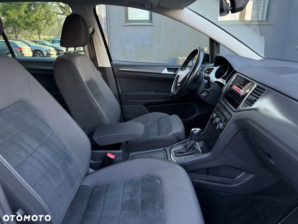 Volkswagen Golf 1.6 TDI SCR DSG Comfortline - 11