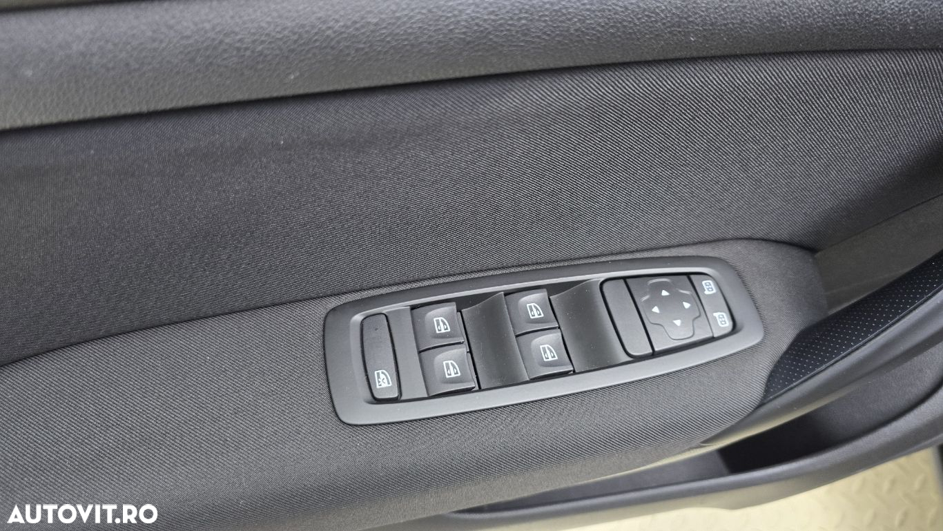 Renault Megane - 11