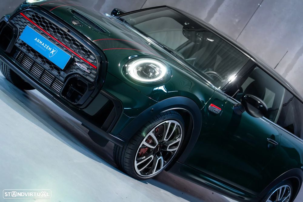MINI 3 Portas John Cooper Works Plus Auto Desportiva - 2