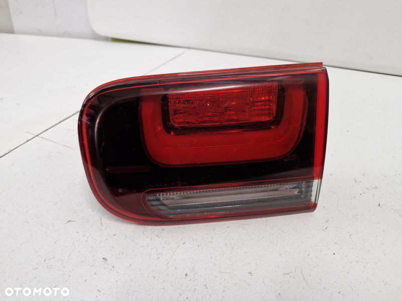 citroen c4 cactus i 1 lift lampa prawa tylna prawy tył w klapę 9821352180 - 1