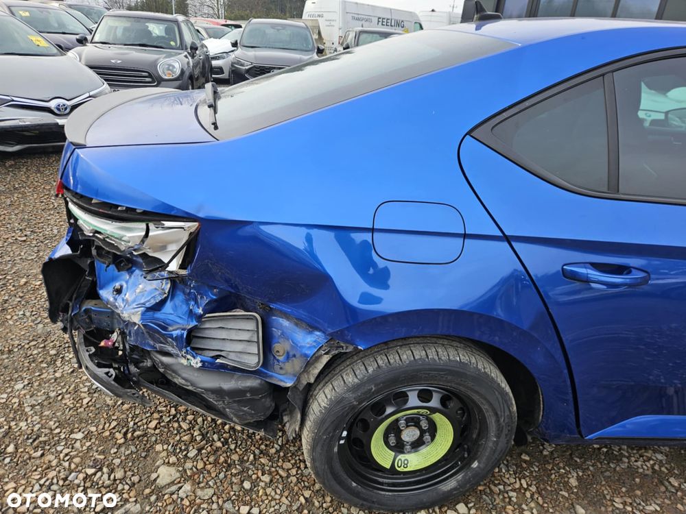 Skoda Superb 2.0 TDI SCR Sportline DSG - 19