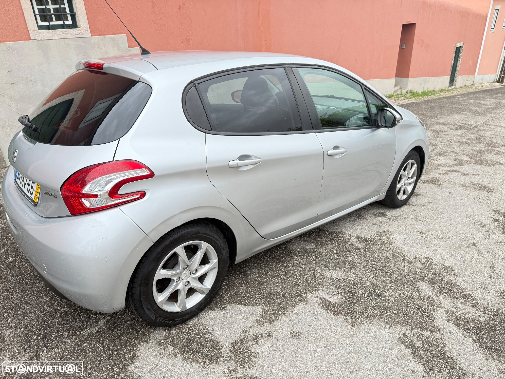 Peugeot 208 1.4 HDi Access - 2