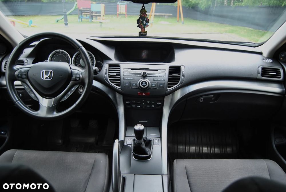 Honda Accord 2.0 Elegance Advantage - 9