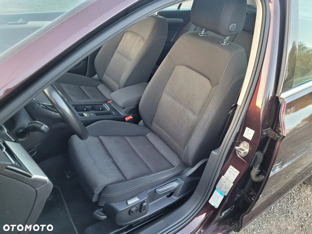 Volkswagen Passat 2.0 TDI SCR (BlueMotion Technology) Comfortline - 5