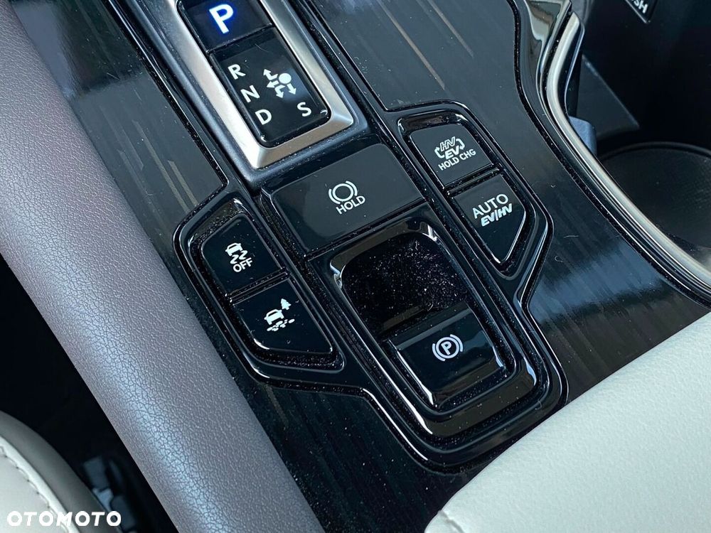 Lexus RX 450h+ Prestige - 35
