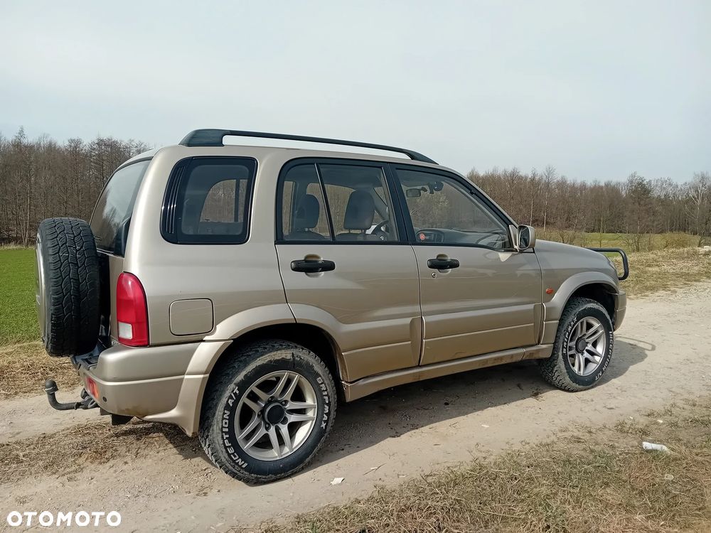 Suzuki Grand Vitara 2.0 Comfort - 4