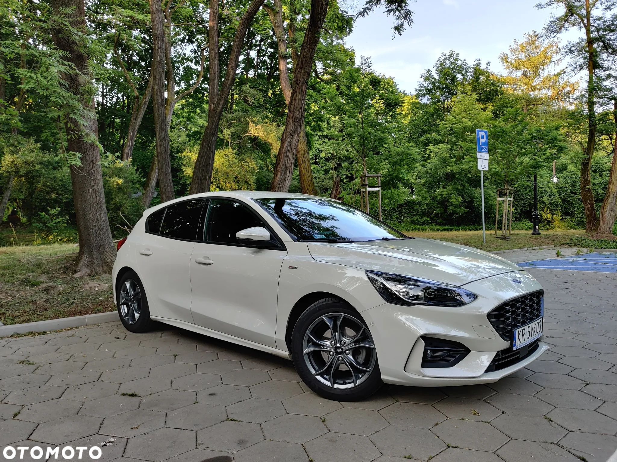 Ford Focus 1.5 EcoBoost ST-Line - 1