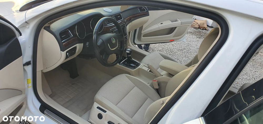 Skoda Superb 1.8 TSI DSG Exclusive - 20
