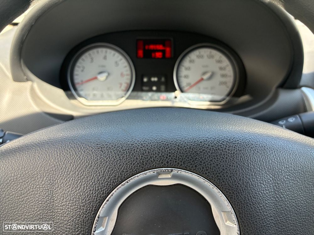 Dacia Sandero 1.2 16V Confort - 22