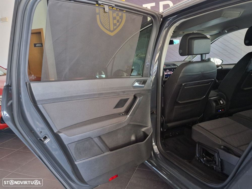 VW Touran 1.5 TSI Confortline - 23
