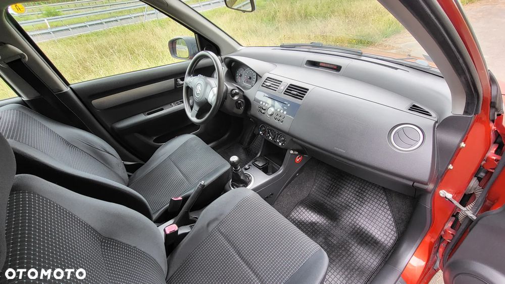 Suzuki Swift 1.3 GS / Premium - 12