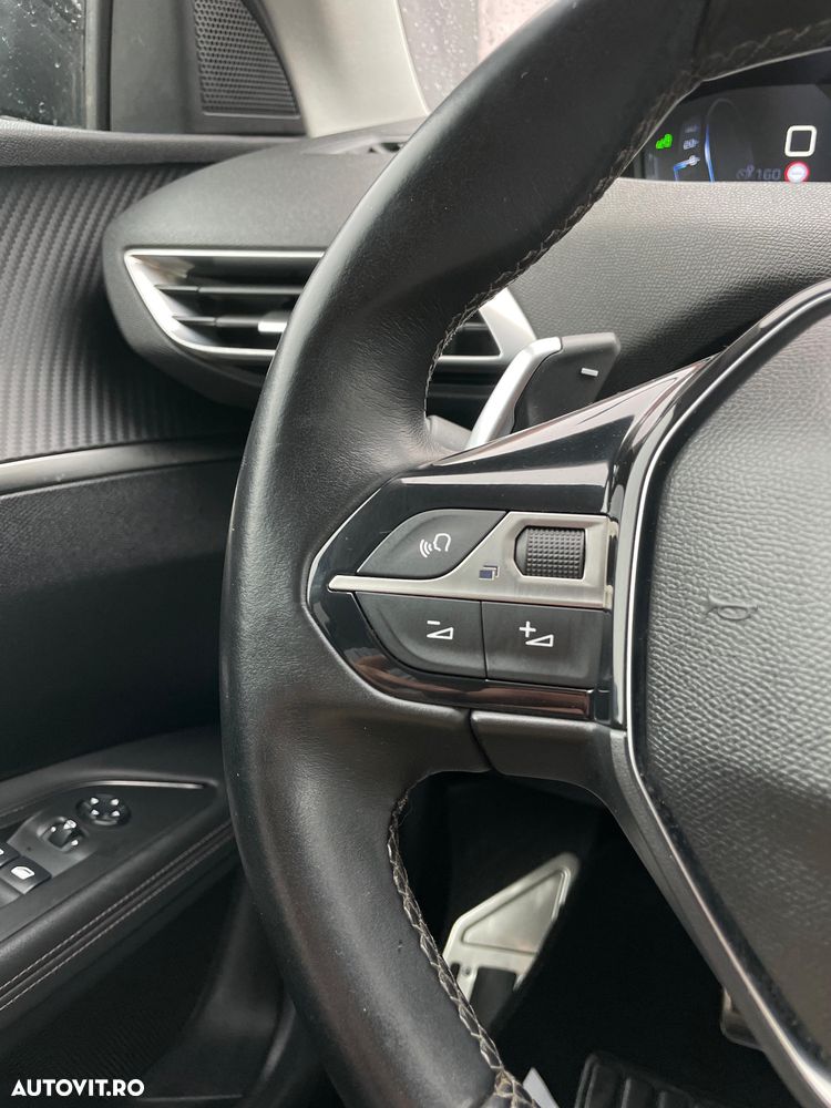 Peugeot 3008 1.2 PureTech 130 EAT8 GT - 11