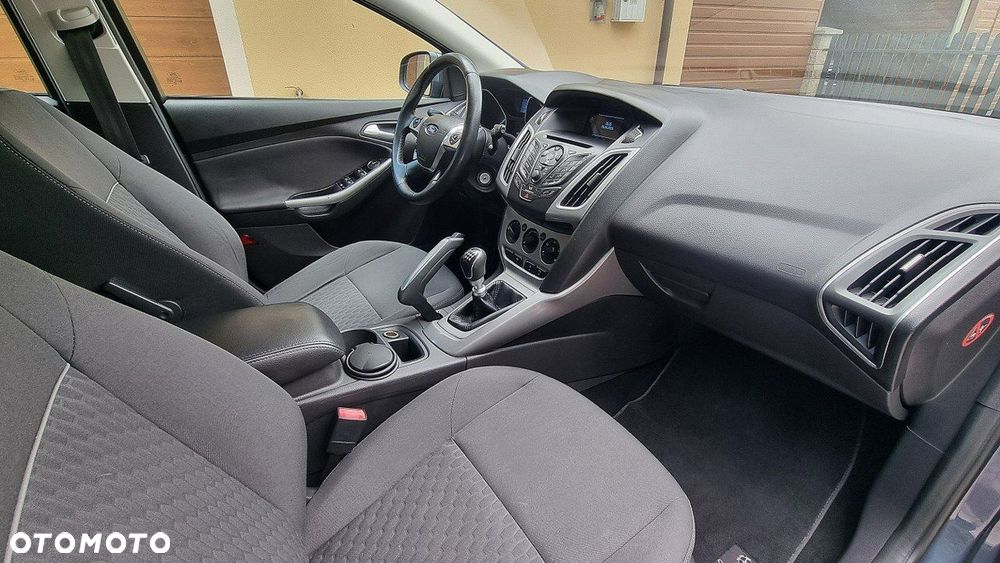 Ford Focus - 12