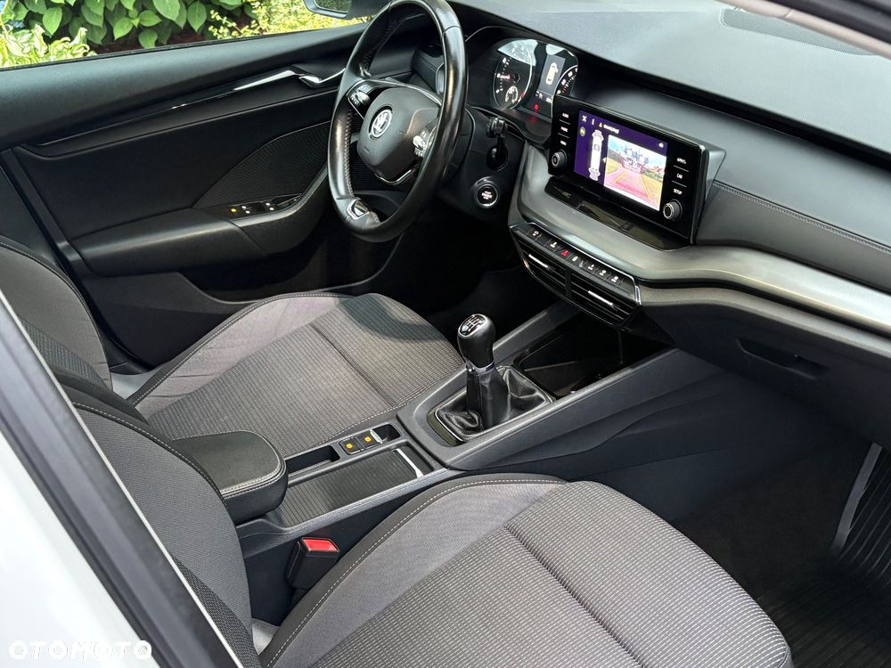 Skoda Octavia 1.5 TSI ACT Ambition - 9