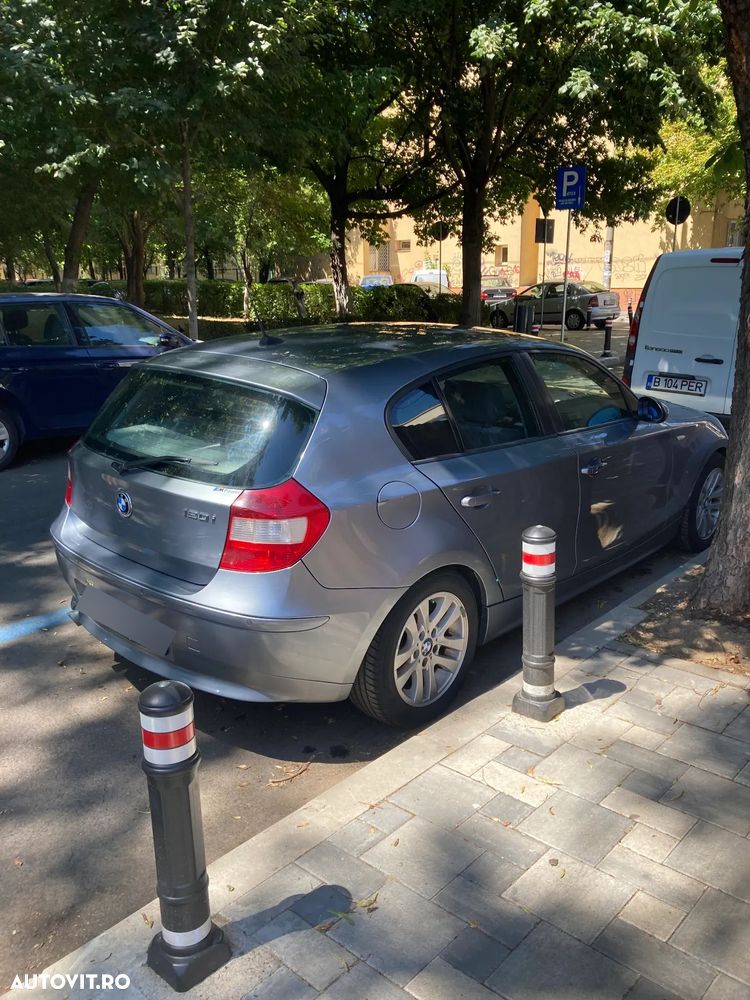 BMW Seria 1 120i - 17
