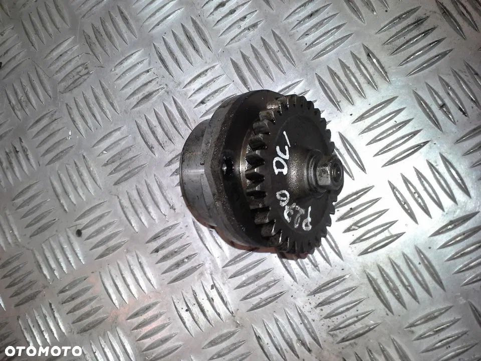 POMPA OLEJU RENault 220/270 dci - 1