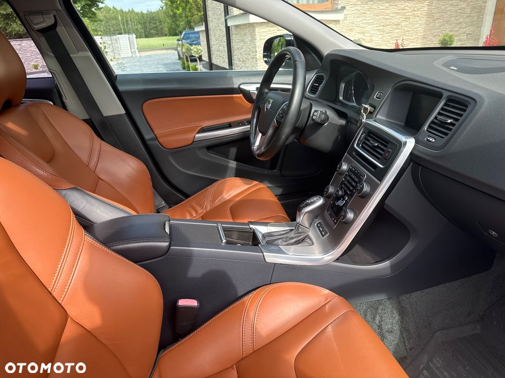 Volvo V60 - 24
