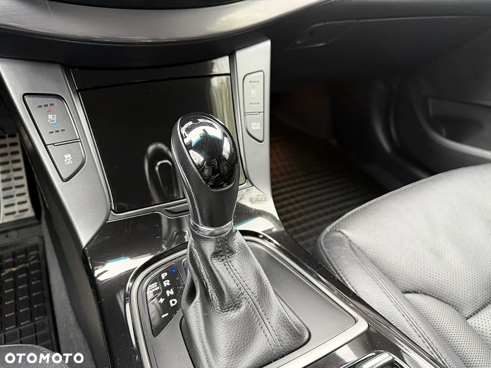 Hyundai i40 Kombi blue 1.7 CRDi DCT Premium - 33