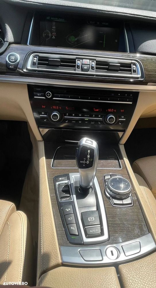 BMW Seria 7 750d xDrive - 17