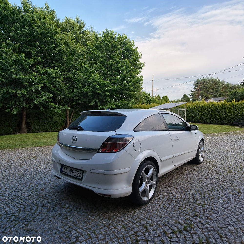 Opel Astra 1.6 T Sport - 9