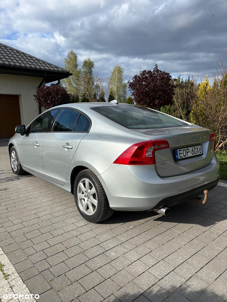 Volvo S60 - 2