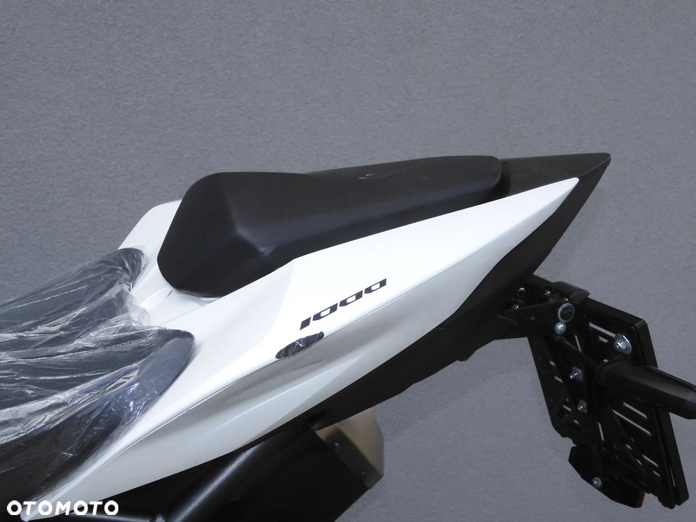 Honda Hornet - 31