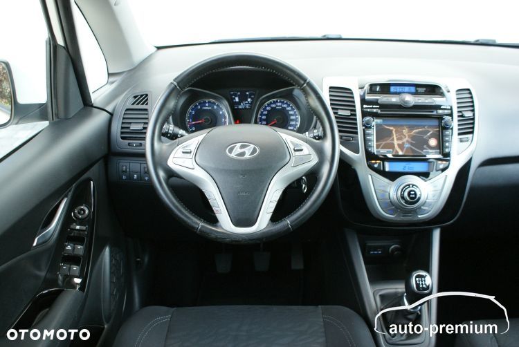Hyundai ix20 1.4 Premium blue - 7