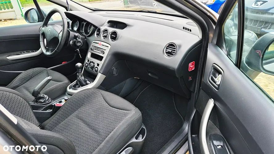 Peugeot 308 1.6 Premium Plus - 37