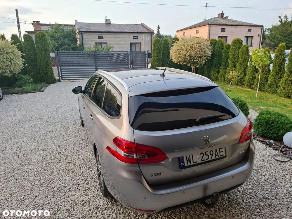 Peugeot 308 1.6 BlueHDi Allure S&S - 30