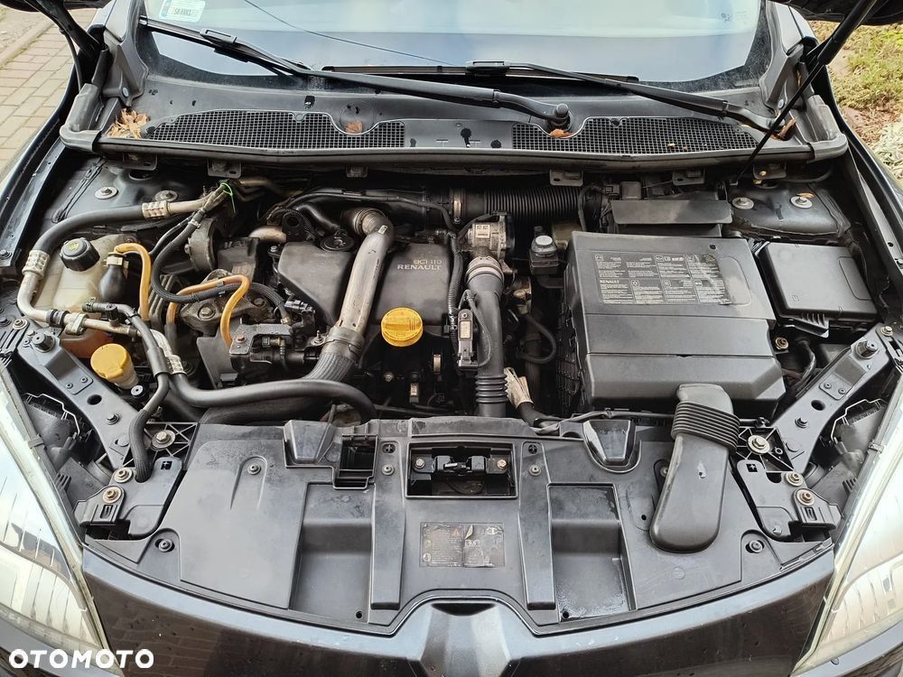 Renault Megane dCi 110 FAP Paris - 17