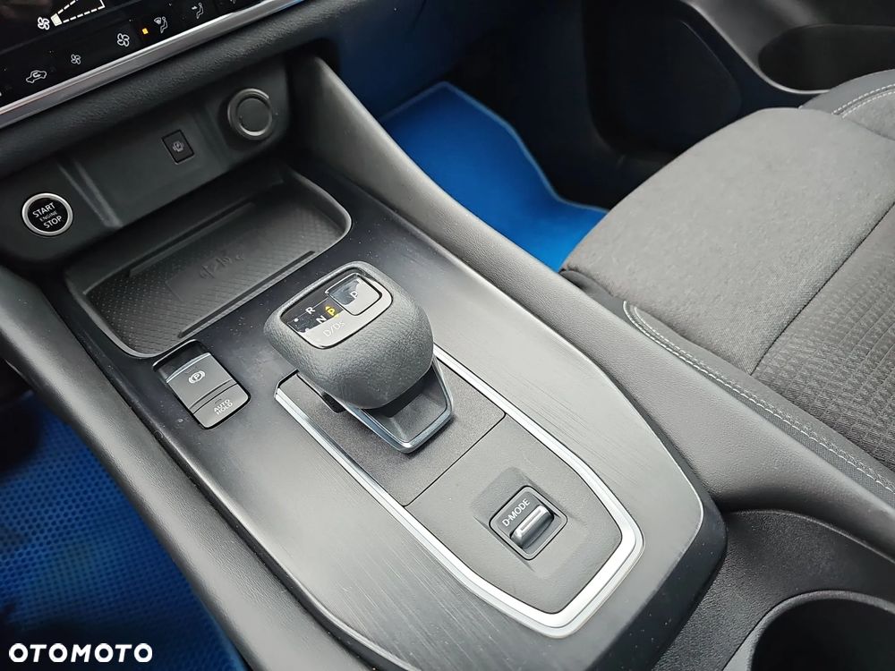 Nissan Qashqai 1.3 DIG-T MHEV N-Connecta Xtronic - 15