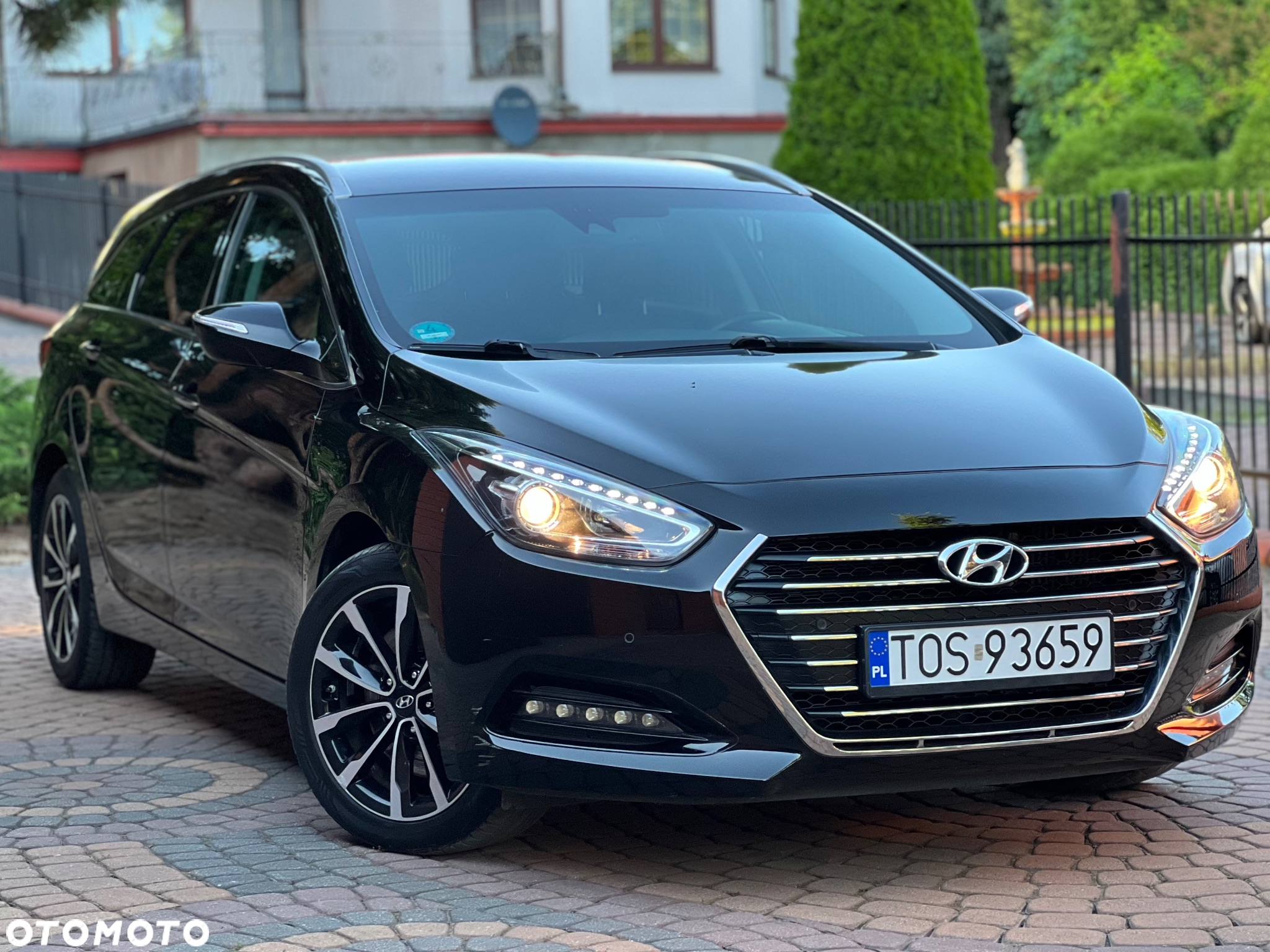 Hyundai i40 Kombi 1.7 CRDi Premium - 2