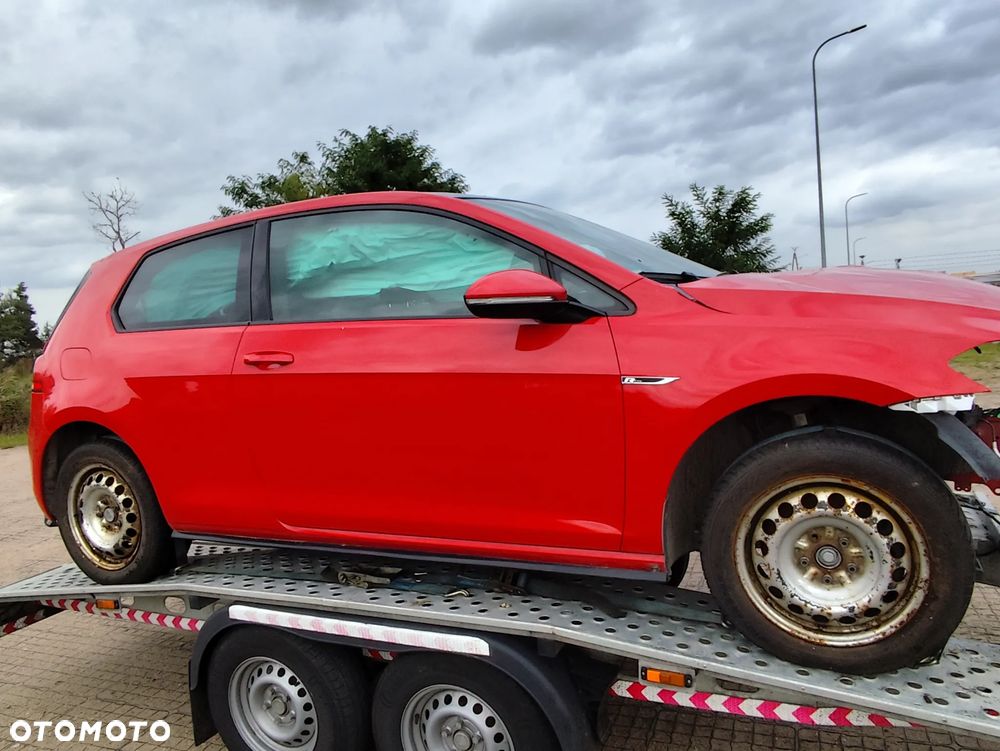 Volkswagen Golf - 3
