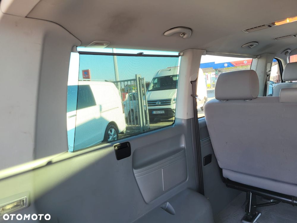 Volkswagen Caravelle L1 Trendline - 11