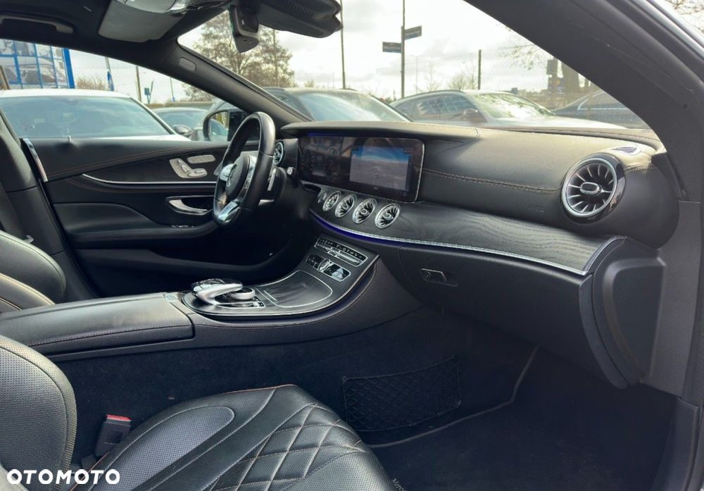 Mercedes-Benz CLS - 27