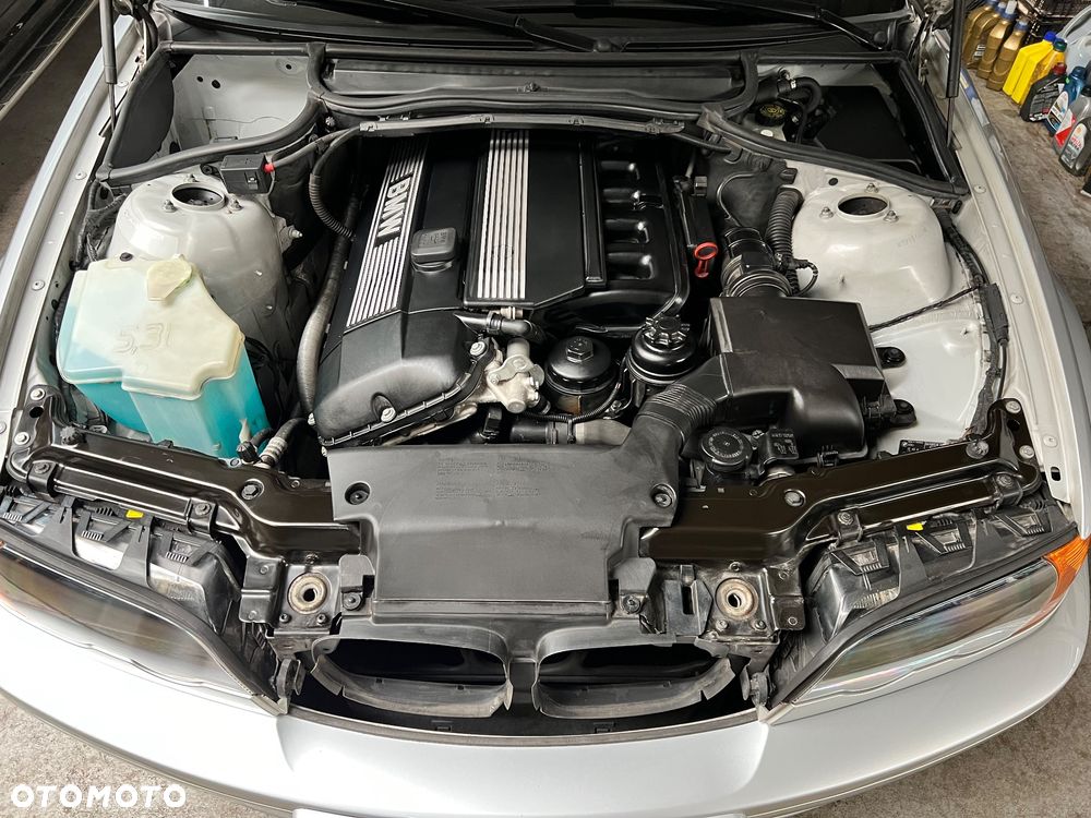 BMW Seria 3 - 27