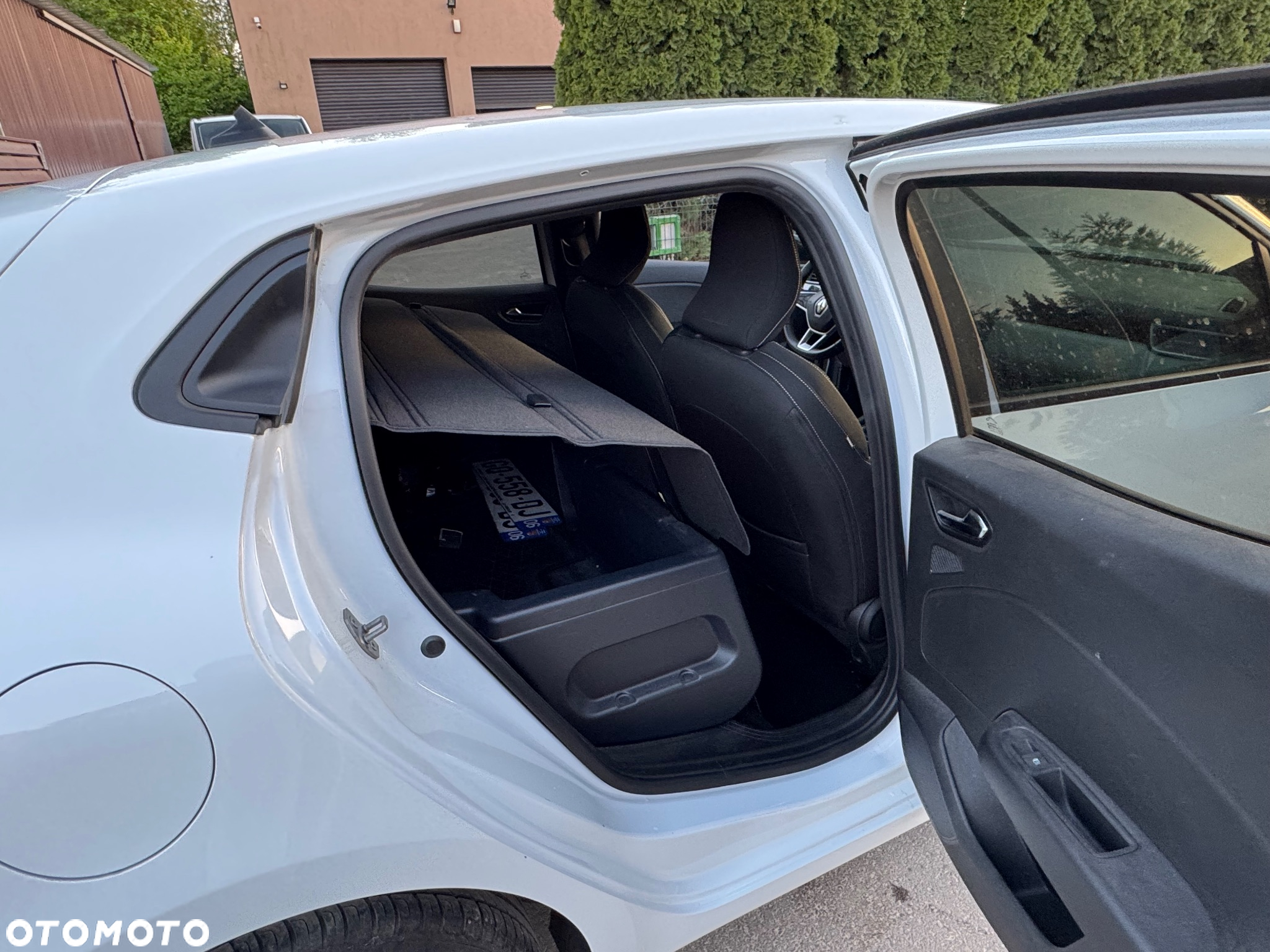 Renault Clio BLUE dCi 100 EVOLUTION - 11
