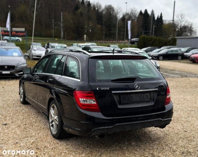 Mercedes-Benz Klasa C 300 CDI DPF 4Matic (BlueEFFICIENCY) 7G-TRONIC Avantgarde - 5