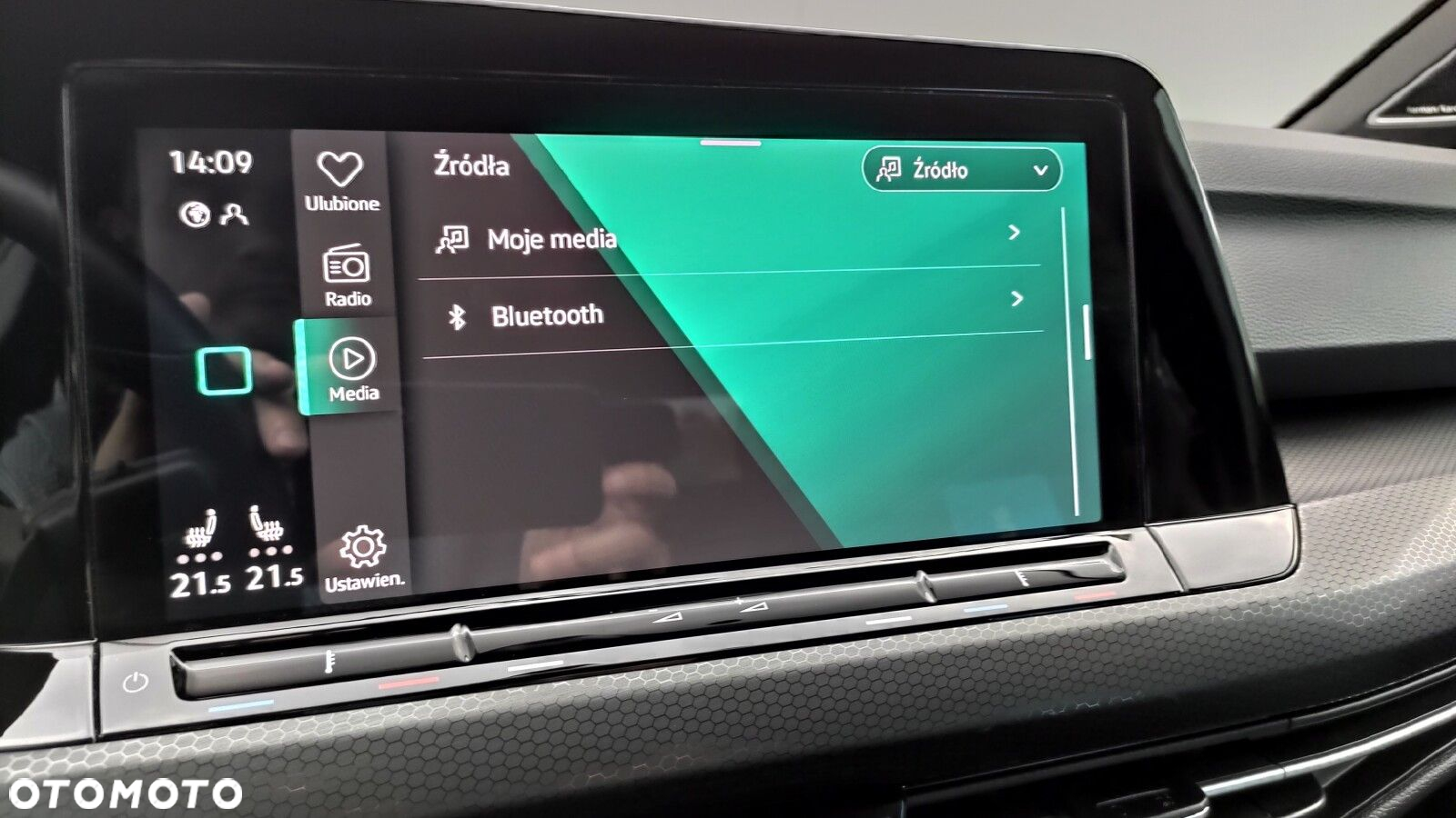 Volkswagen Golf - 18